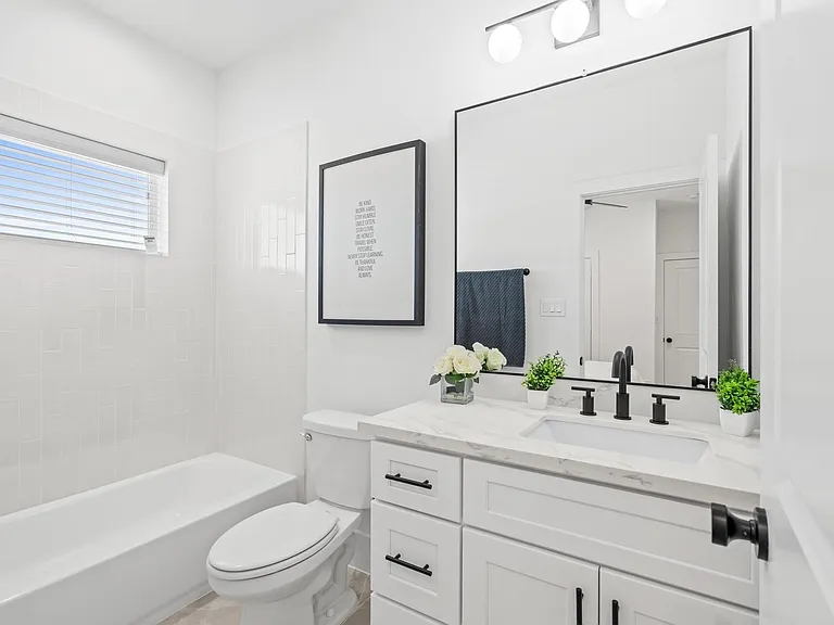 1307 Oak Tree Forest Ct — Photo 9