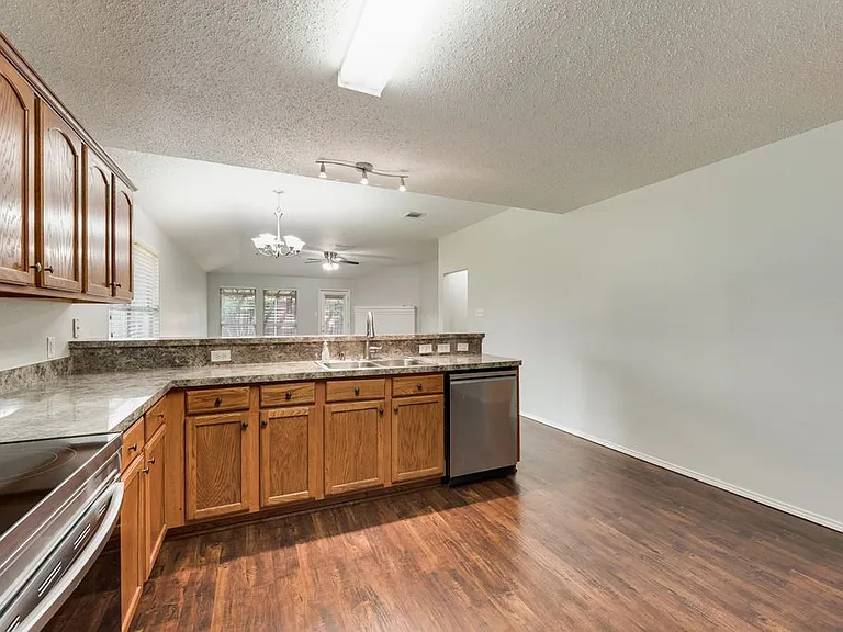 9139 Grand Canal Dr — Photo 11