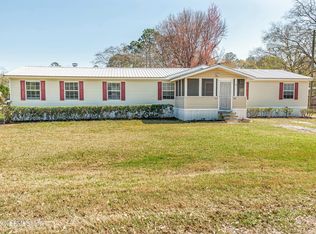 720 Eagle Dr, Macclenny, FL 32063