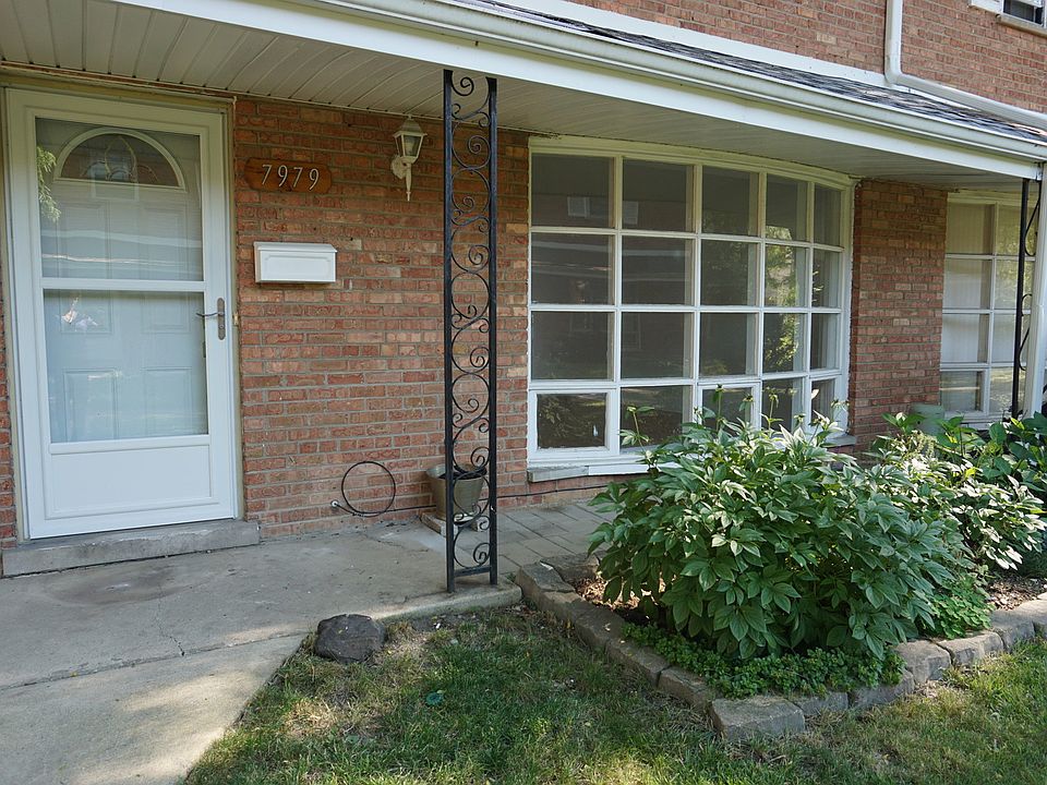 1st image of 7979 N Nordica Ave
