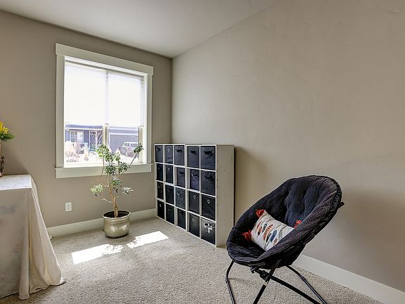 4th image of 20860 SE Humber Ln