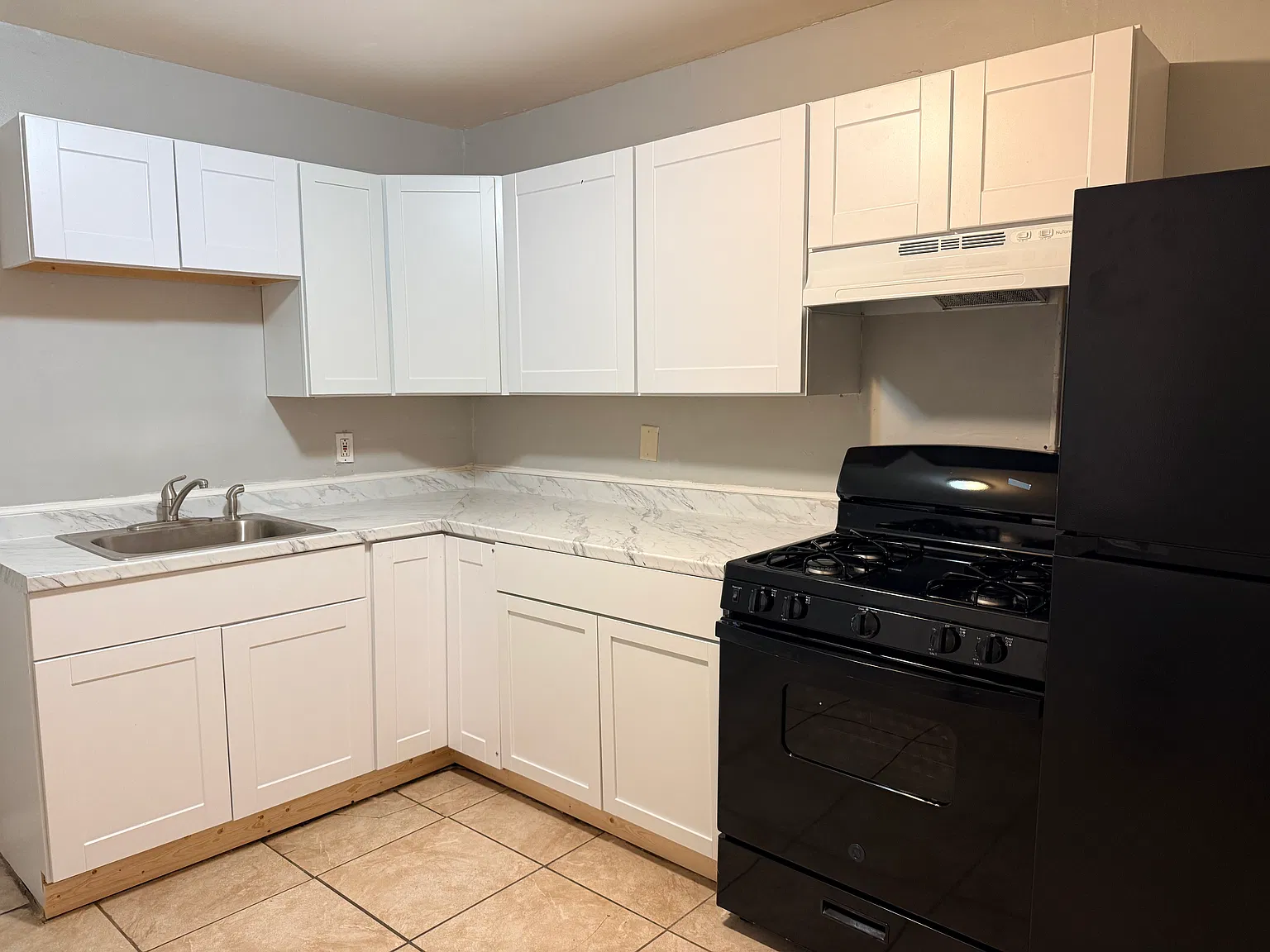 4 bed, 1.5 bath, 1550 sqft, $1,650 — Photo 3