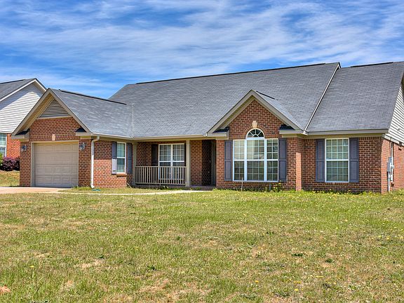 2nd image of 1761 Deer Chase Ln