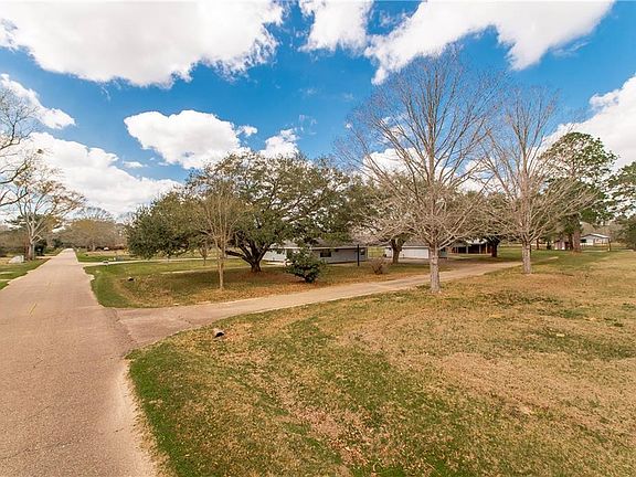 2nd image of 59315 Adams Rd