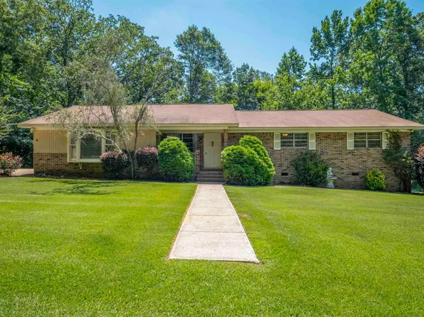 5907 Pate Dr, Anniston, AL 36206