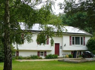 15 Autumn Ln, Belchertown, MA 01007