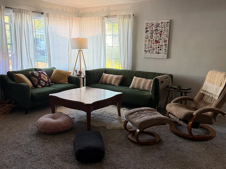 314 Onarga Ave — Photo 3