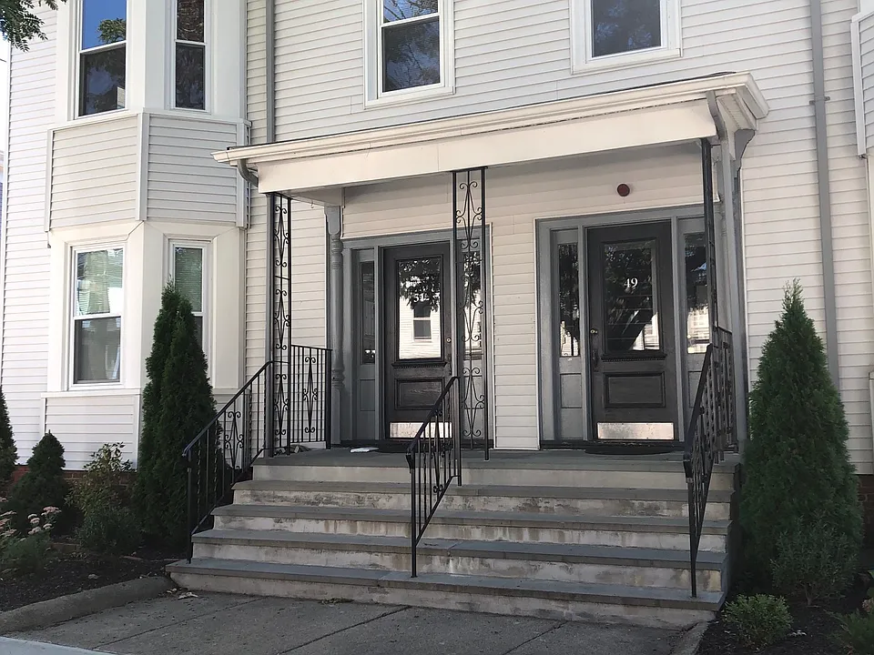 51 College Ave #3