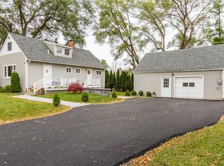 1395 Whitney Rd E, Fairport, NY 14450