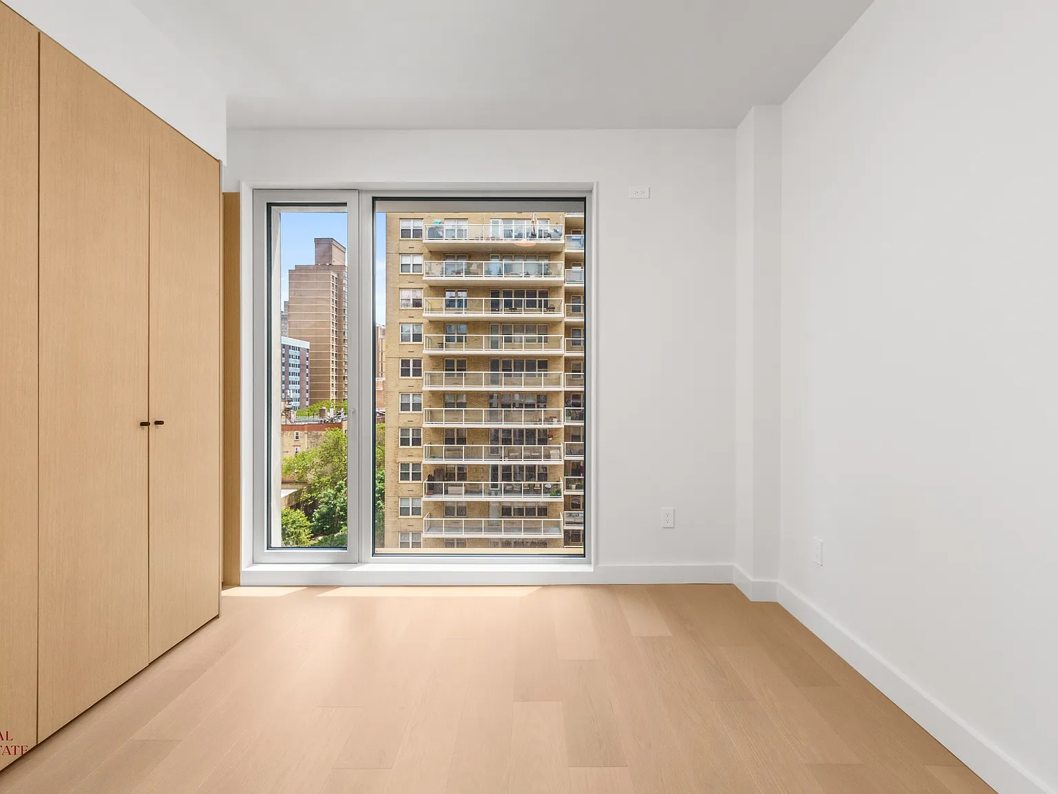250 East 25th Street — Photo 3