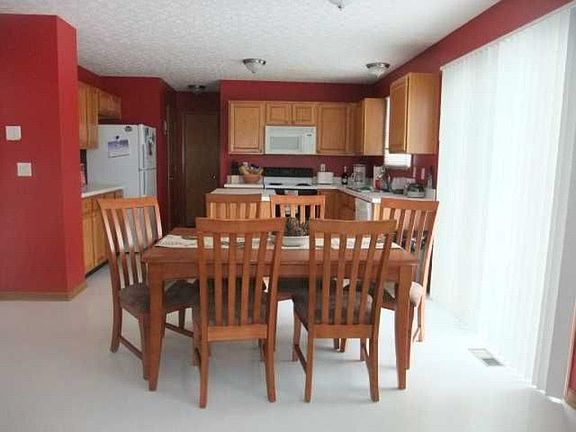 4th image of 2481 Yagger Bay Dr