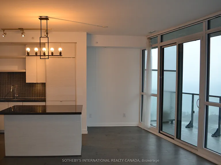59 Annie Craig Dr #2705 — Photo 4