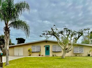 330 Nelson Dr, Merritt Island, FL 32953