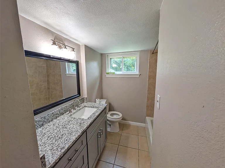4919 Connorvale Rd — Photo 15
