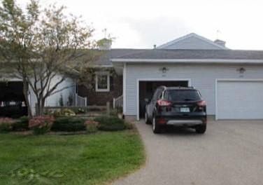 1st image of 204 Blossom Dr