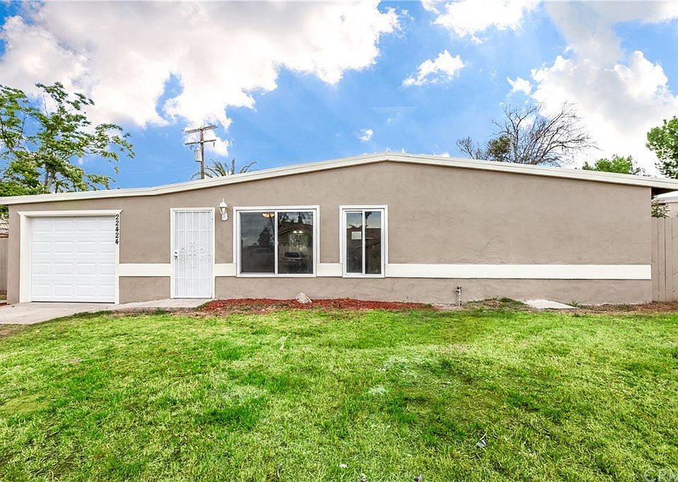 1st image of 22424 Ella Ave