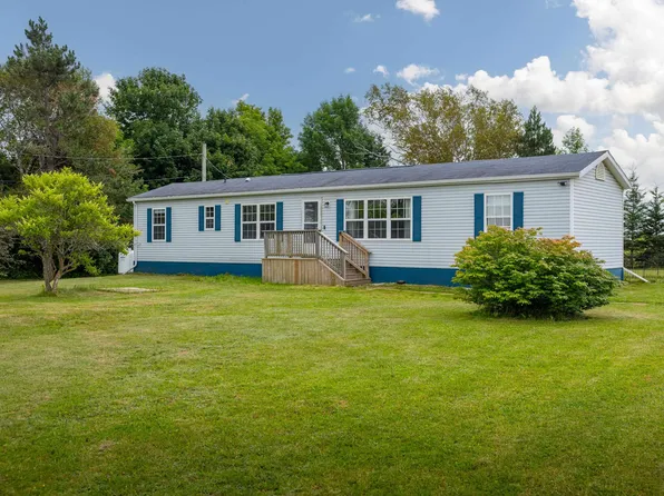 1524 Freetown Rd, Saint David's Parish, PE C0B 1M0