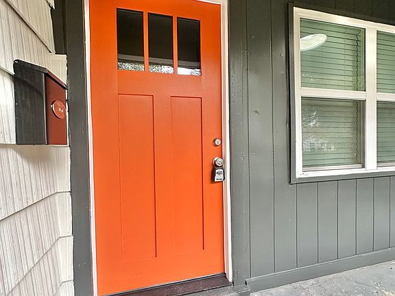 2nd image of 2514 Norwood Dr