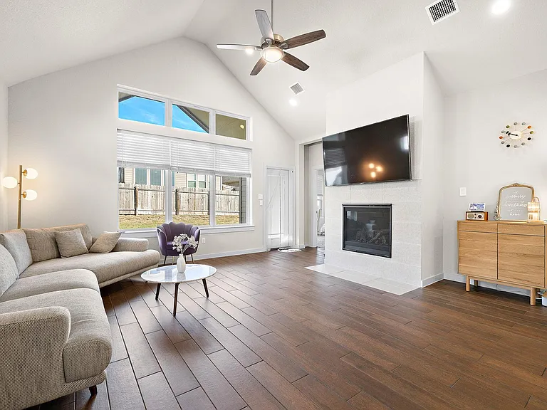 120 Upland Dr — Photo 5