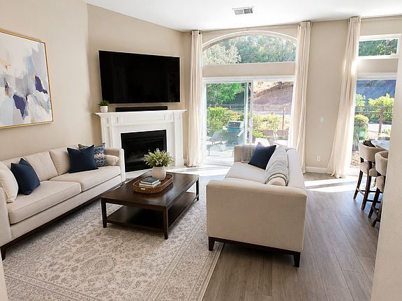 3rd image of 2293 Flagstone Way