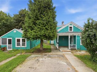 62 Leading St, Johnston, RI 02919