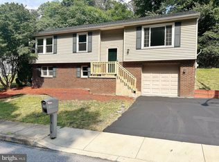 12 Maryland Ave, Windsor, PA 17366