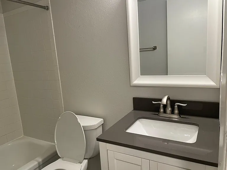 1606 Cottonwood Dr #1 — Photo 14