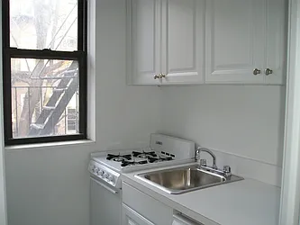 Rented by Eric Goodman Realty Corp