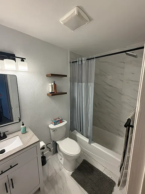 2 bed, 1.5 bath, 987 sqft, $3,200 — Photo 2