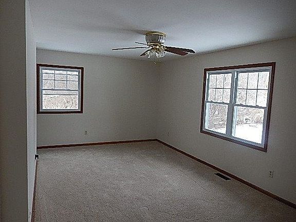 4th image of 5009 Moreland Dr
