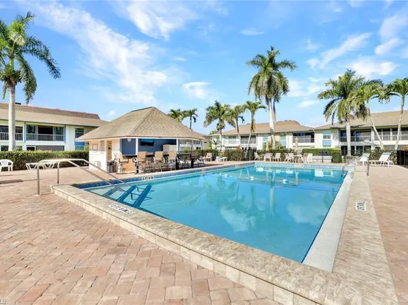 325 Charlemagne BLVD #C204, NAPLES, FL 34112