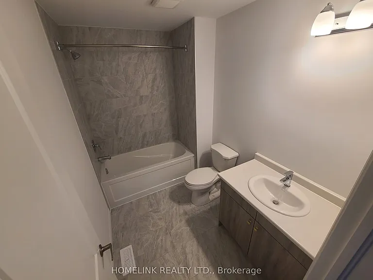61 Soho St #121 — Photo 13