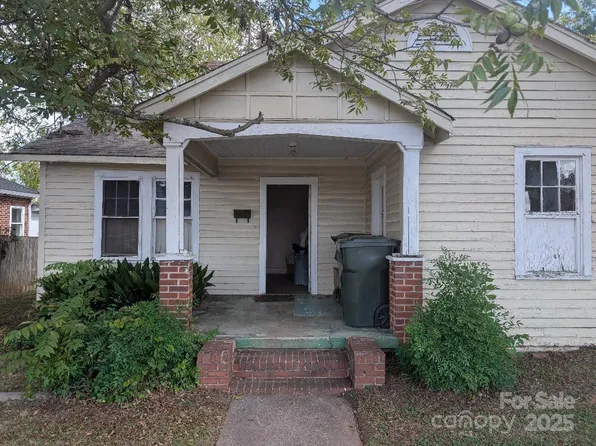 207 Charlotte Ave, Rock Hill, SC 29730