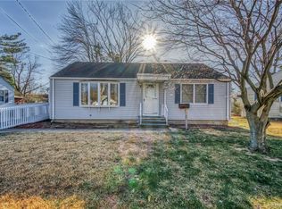 33 Landers Rd, East Hartford, CT 06118