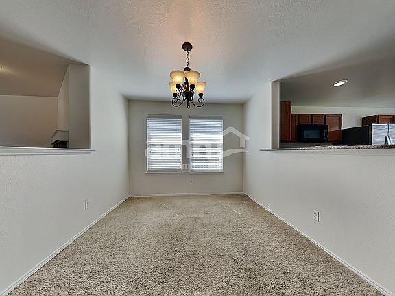 5th image of 63 Lantana Dr