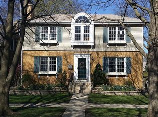 2532 S 6th Ave, Riverside, IL 60546