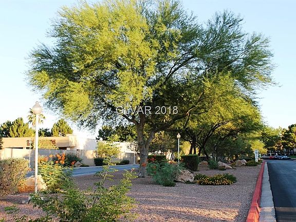 2nd image of 3461 Monte Carlo Dr