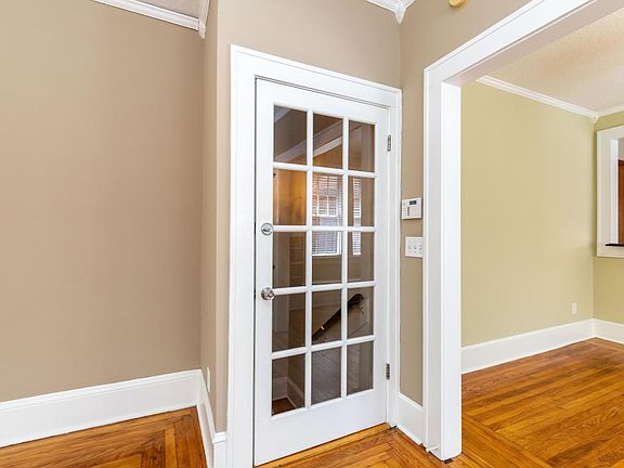 5th image of 2836 Herschel St #2