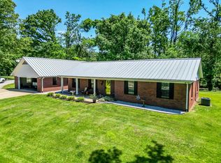 902 Cedarbrook Dr, Oxford, MS 38655