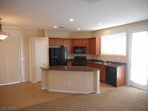 4th image of 5440 Greenley Gardens St