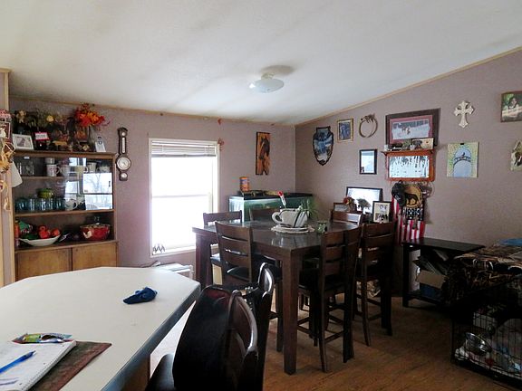 3rd image of 17957 N Highway 21
