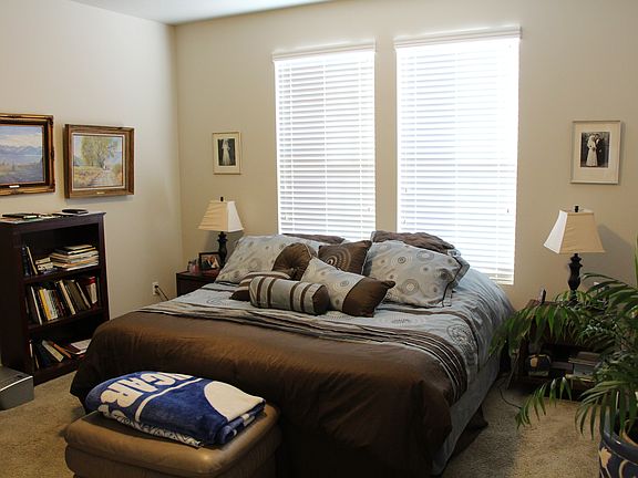 Master Bedroom (main level)