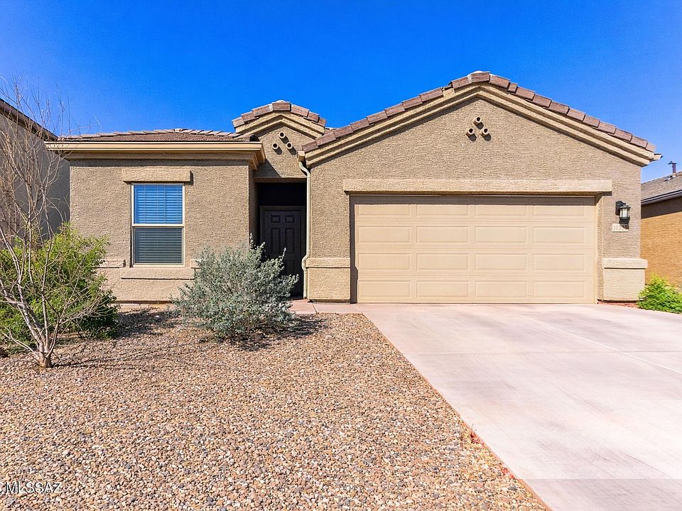 1st image of 10305 N Arroyo Lupine Way