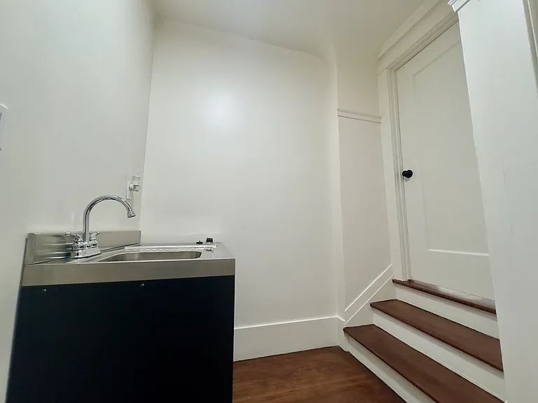 1303 Adeline St — Photo 11