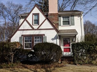 292 Wiley Pl #2, Wyckoff, NJ 07481