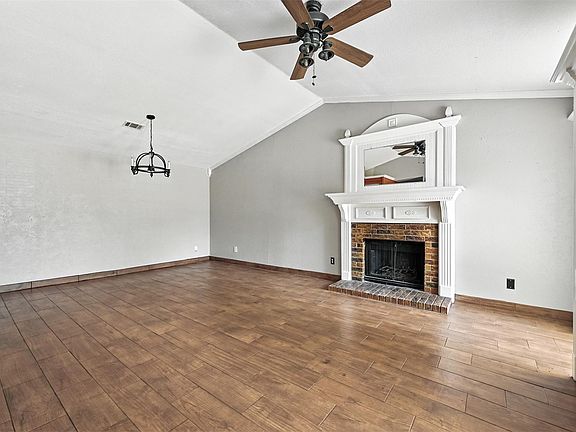 4th image of 3905 Dogwood Ct