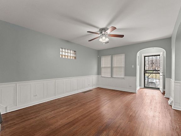 5th image of 12044 S Perry Ave