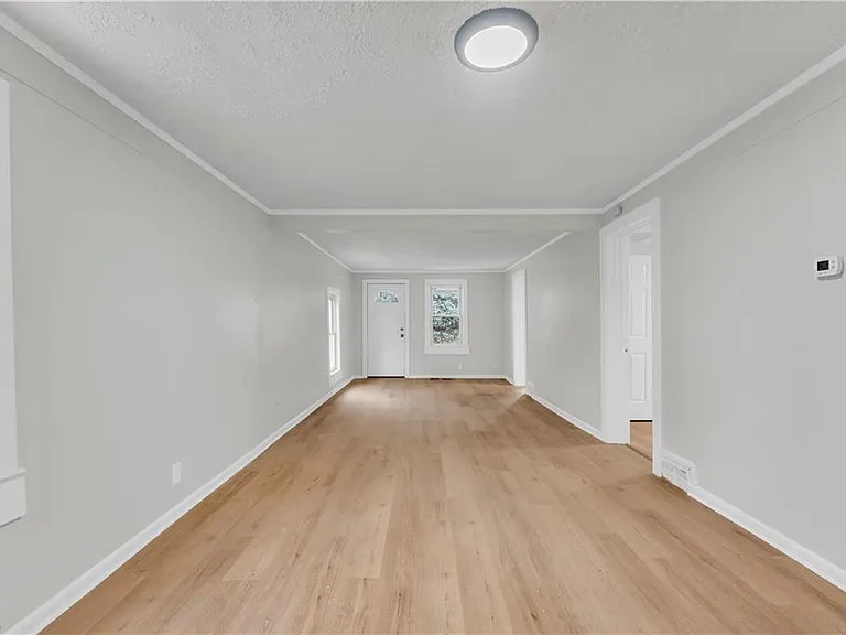242 Orchard Ave #242 — Photo 4