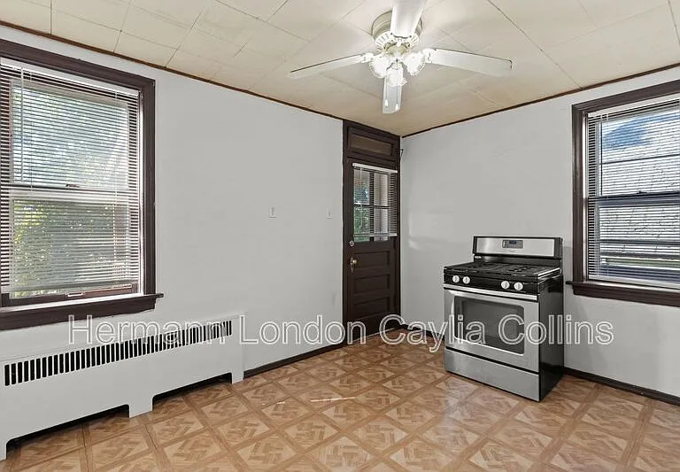 3406-3408 Keokuk St #3406-1F — Photo 11