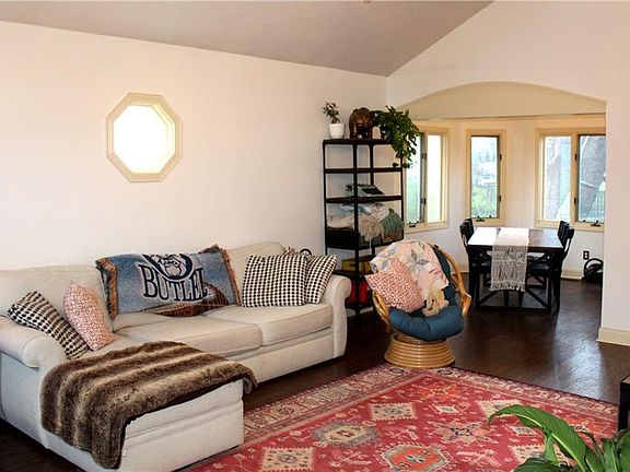 5th image of 11504 Old Oakland Cir